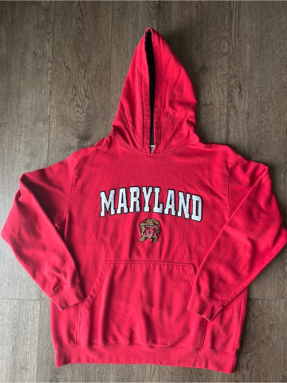 EUC Vintage Foot Locker XXL Maryland Red Hoodie with Embroidered Logo